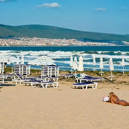 Appartamento Апарткомплекс В 50 Метрах От Пляжа Солнечный Берег Sunny Beach